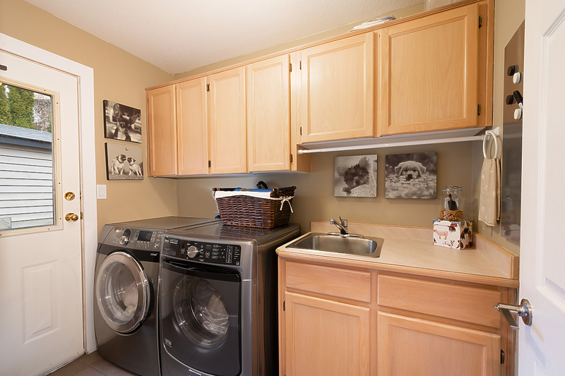 024 at 202 Ravine Drive, Heritage Mountain, Port Moody