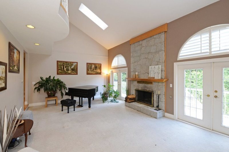 110-lanson-crescent-anmore-port-moody-04 at 110 Lanson Crescent, Anmore, Port Moody