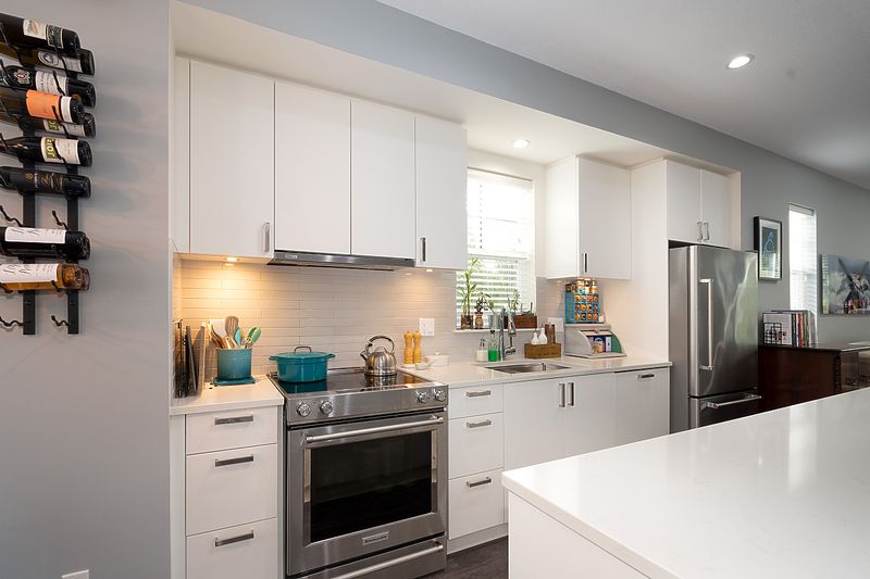 016 at 2823 St Andrews Street, Port Moody Centre, Port Moody