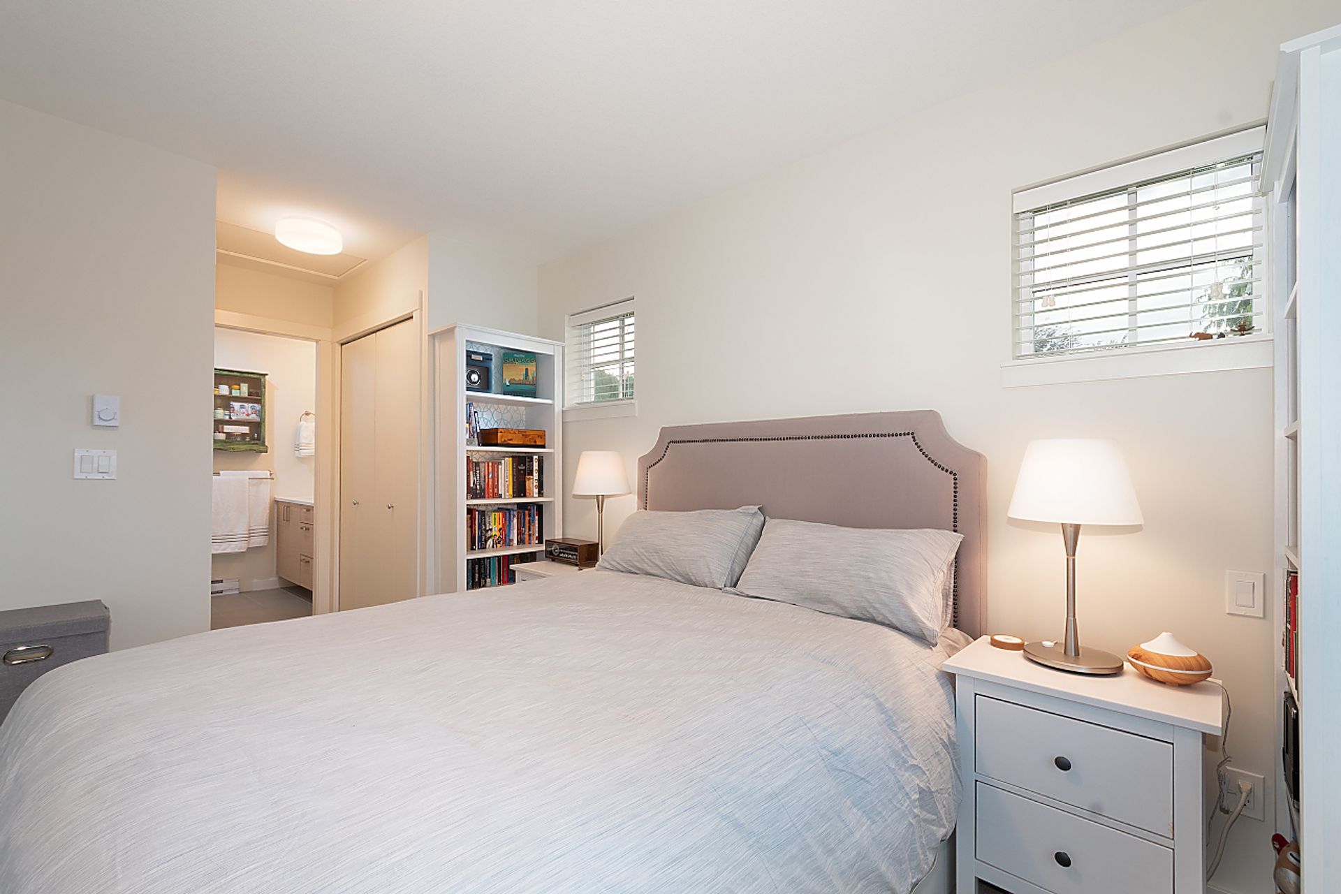 026 at 2823 St Andrews Street, Port Moody Centre, Port Moody