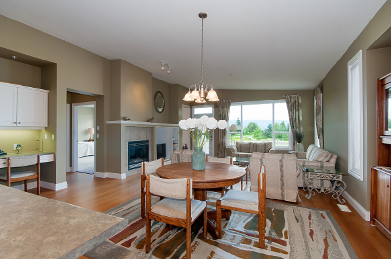 005 at 131 - 19639 Meadow Gardens Way, North Meadows PI, Pitt Meadows