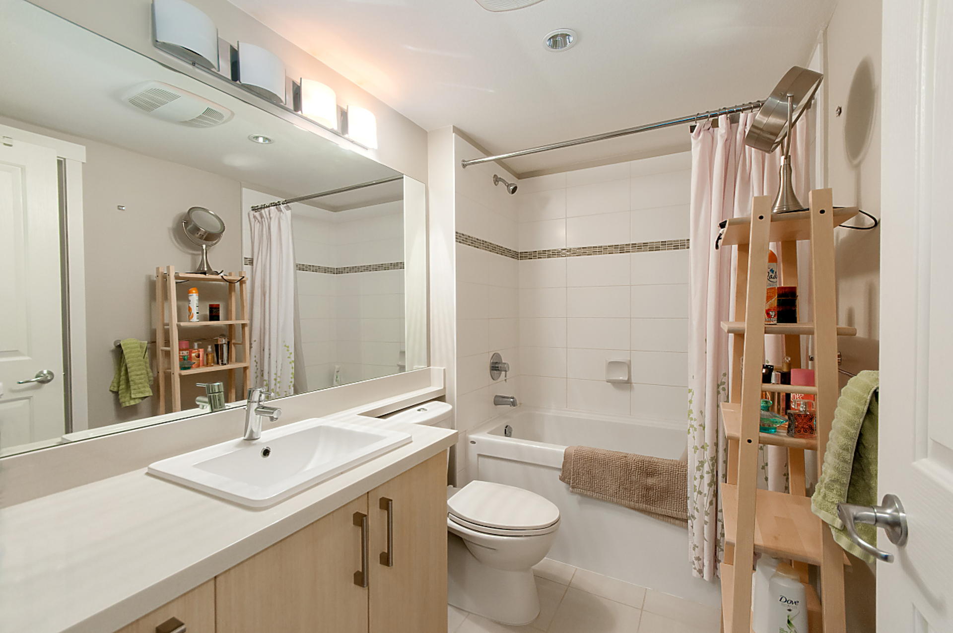 021 at 407 - 3156 Dayanee Springs Boulevard, Westwood Plateau, Coquitlam