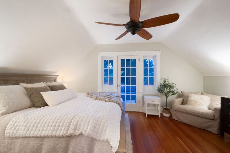 039 at 66 Maple Court, Anmore, Port Moody