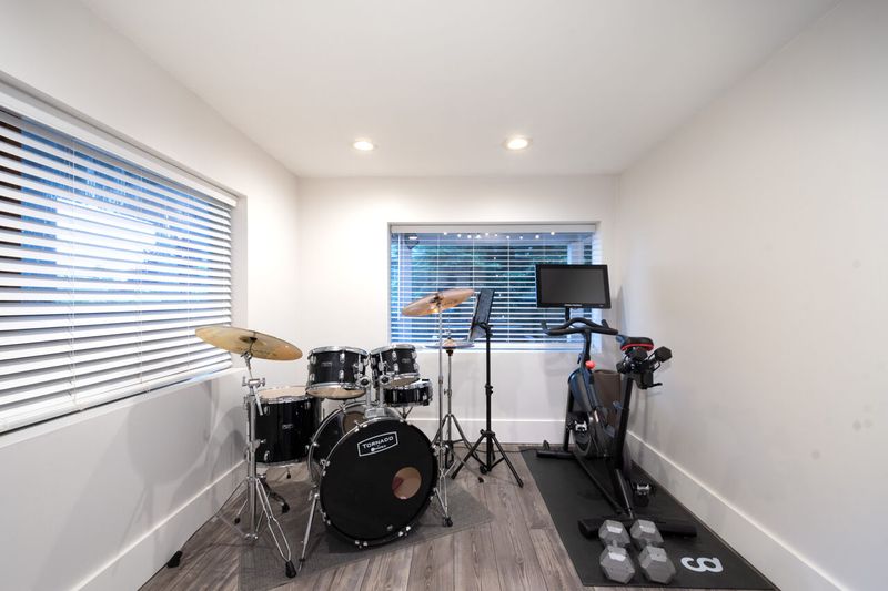 055 at 66 Maple Court, Anmore, Port Moody