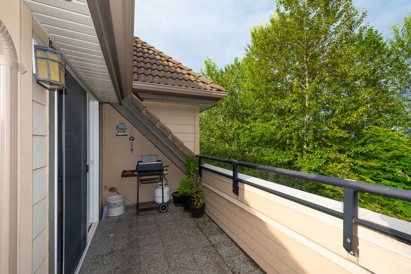 017 at 407 - 160 Shoreline Circle, College Park PM, Port Moody