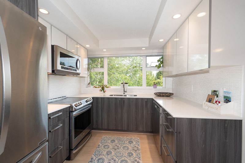 028 at 407 - 160 Shoreline Circle, College Park PM, Port Moody