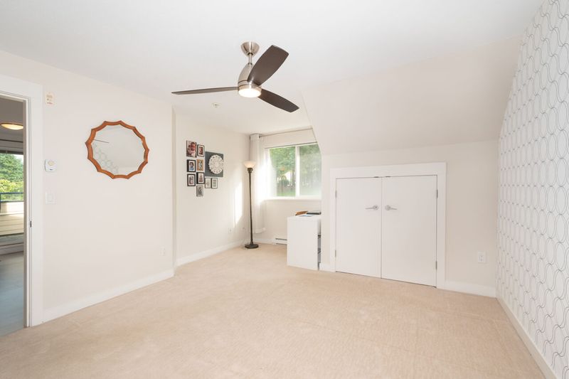 031 at 407 - 160 Shoreline Circle, College Park PM, Port Moody
