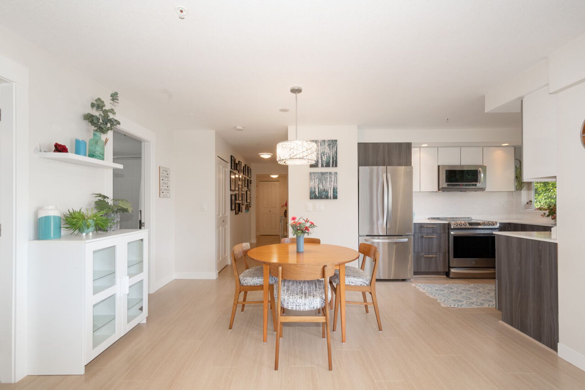 027 at 407 - 160 Shoreline Circle, College Park PM, Port Moody