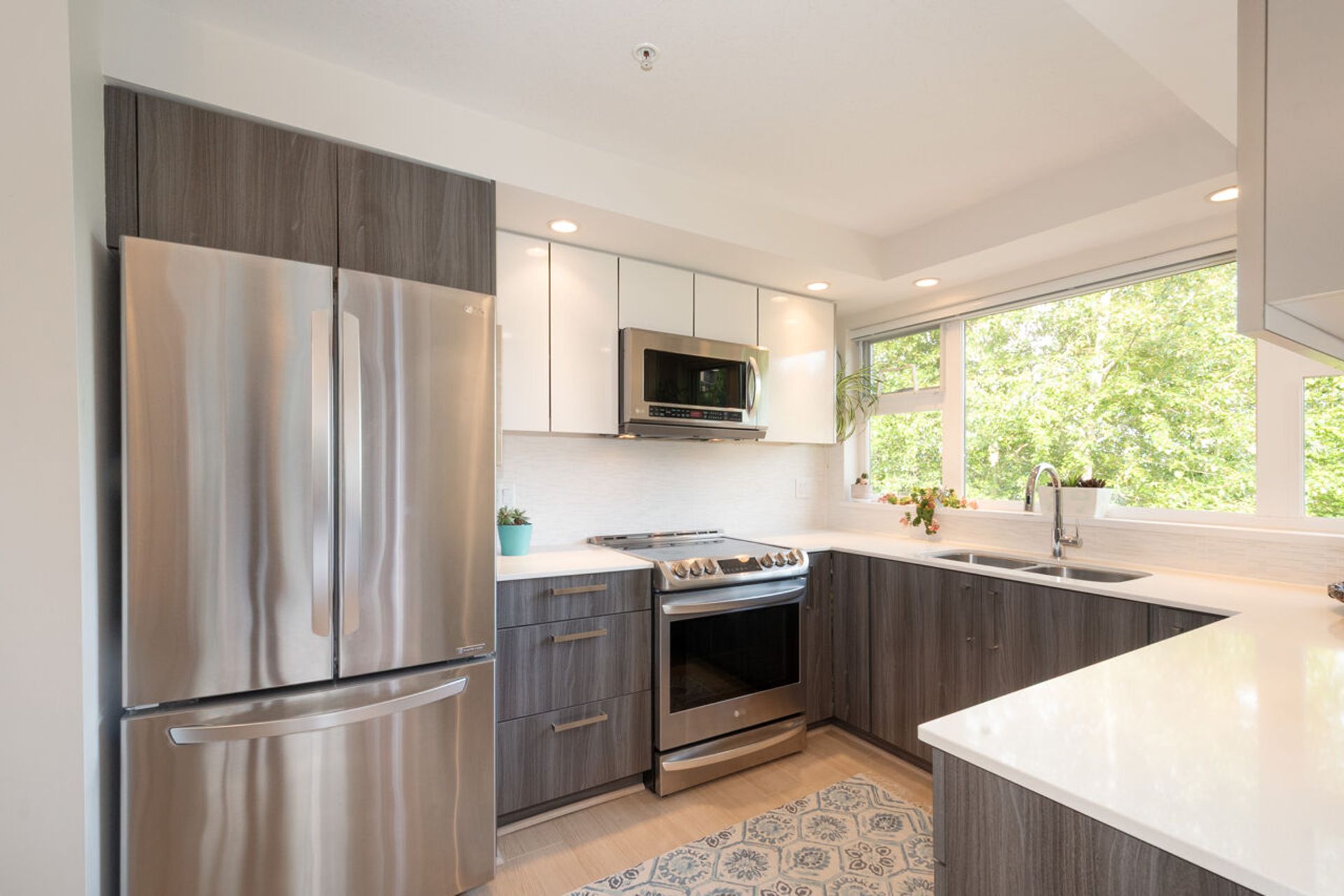 029 at 407 - 160 Shoreline Circle, College Park PM, Port Moody