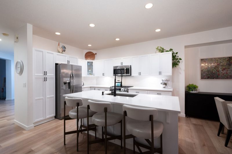 020 at 28 Alder Drive, Heritage Woods PM, Port Moody