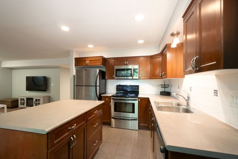 058 at 28 Alder Drive, Heritage Woods PM, Port Moody