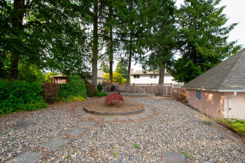 057 at 937 Westmount Drive, College Park PM, Port Moody