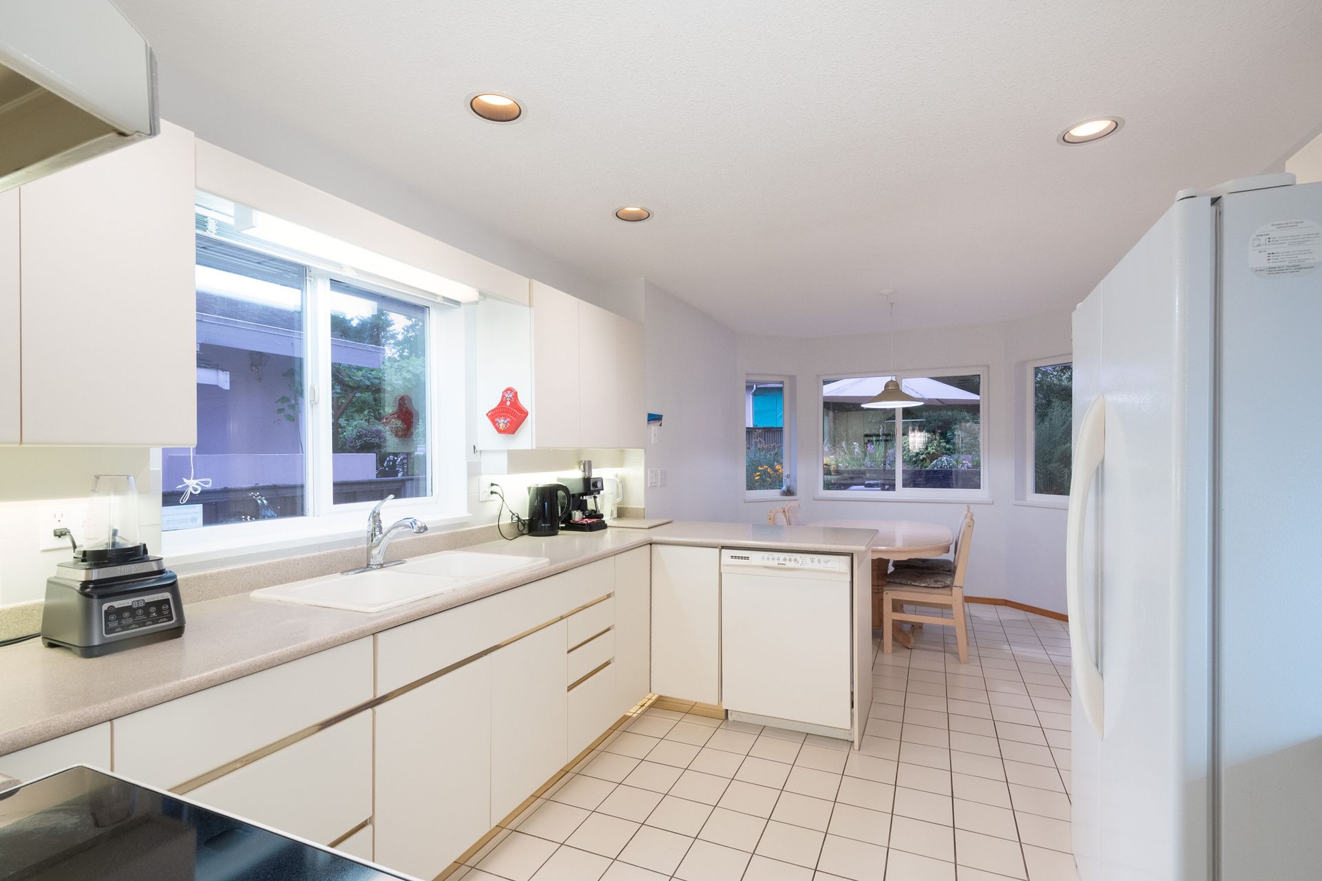 023 at 937 Westmount Drive, College Park PM, Port Moody