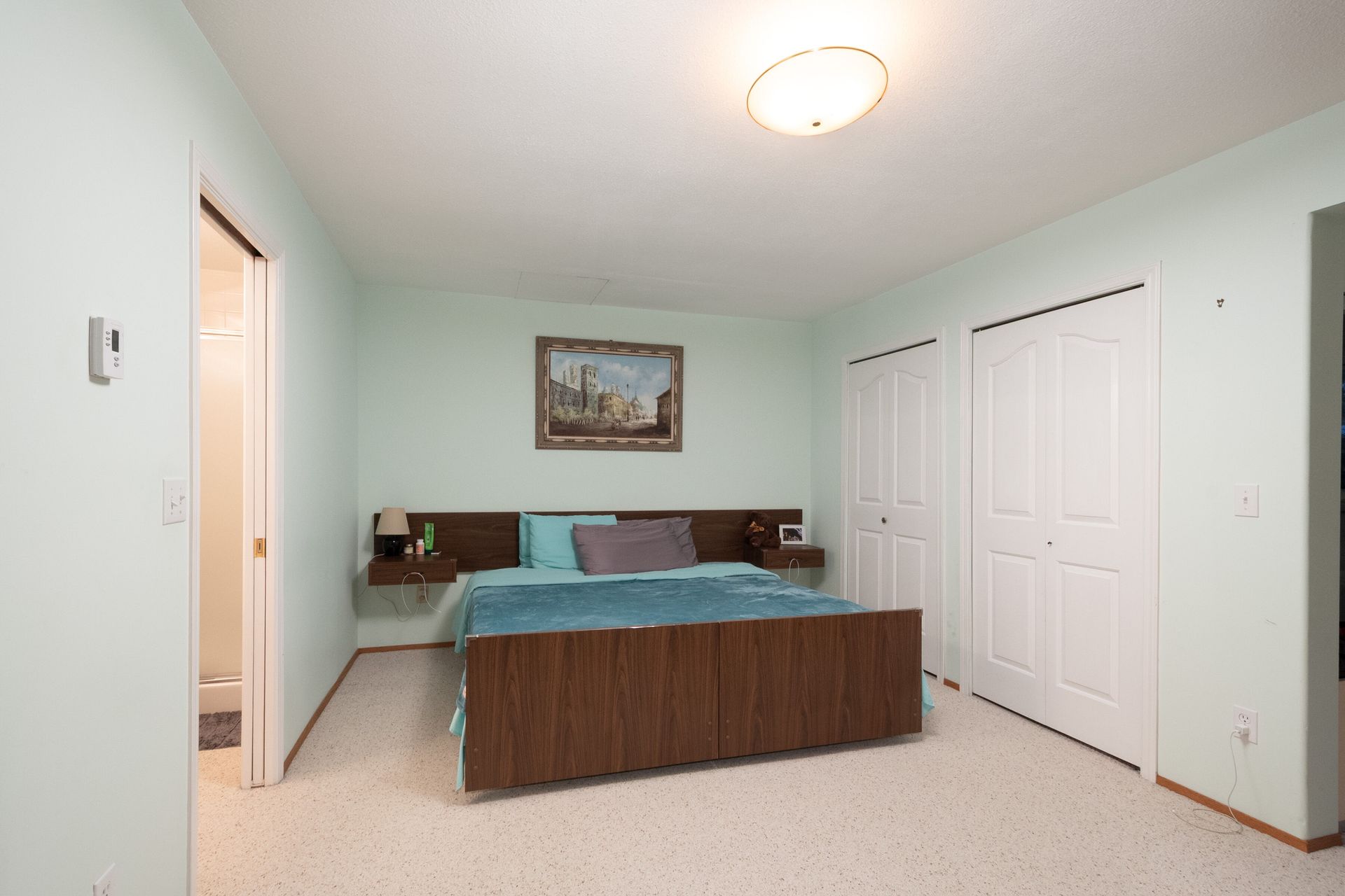 042 at 937 Westmount Drive, College Park PM, Port Moody