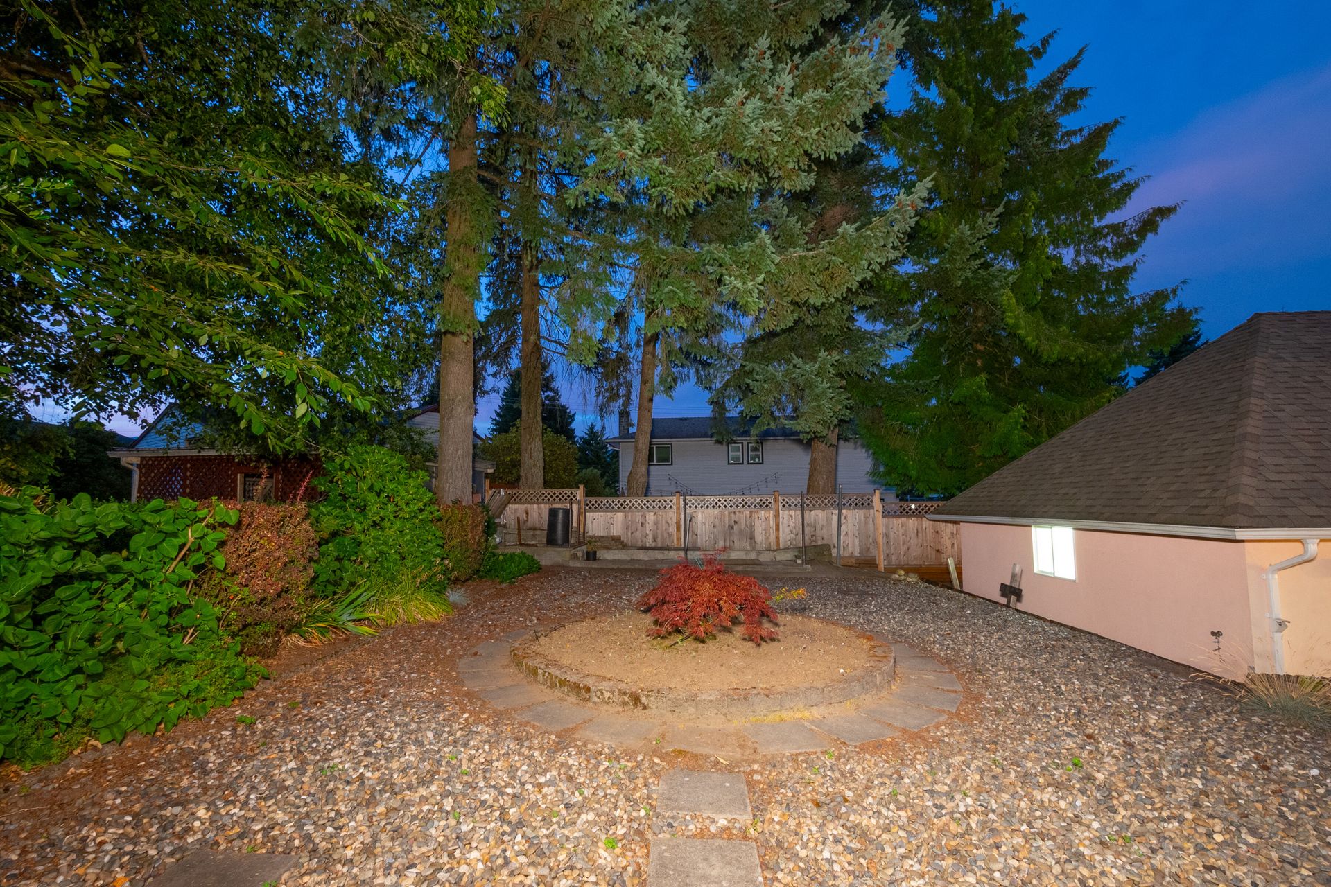 058 at 937 Westmount Drive, College Park PM, Port Moody