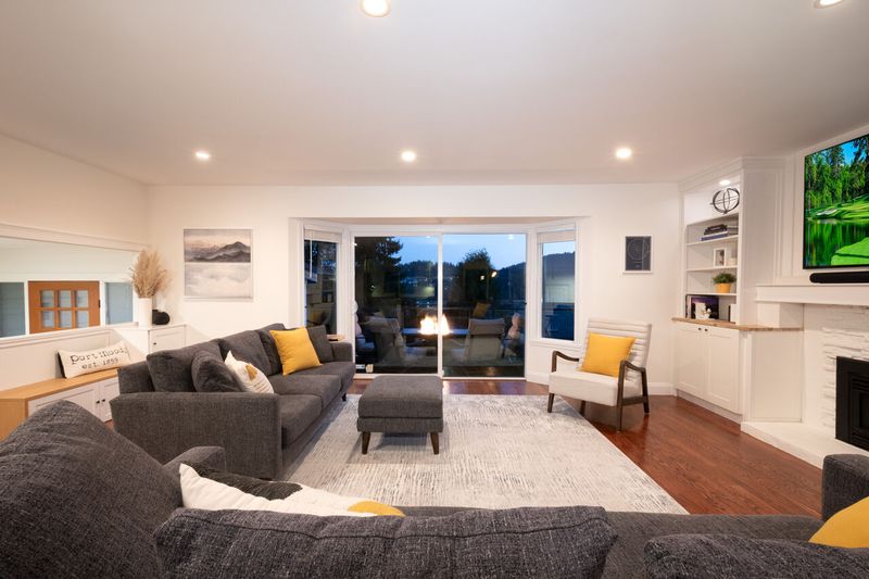 016 at 125 April Road, Barber Street, Port Moody