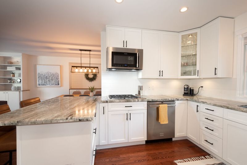 046 at 125 April Road, Barber Street, Port Moody