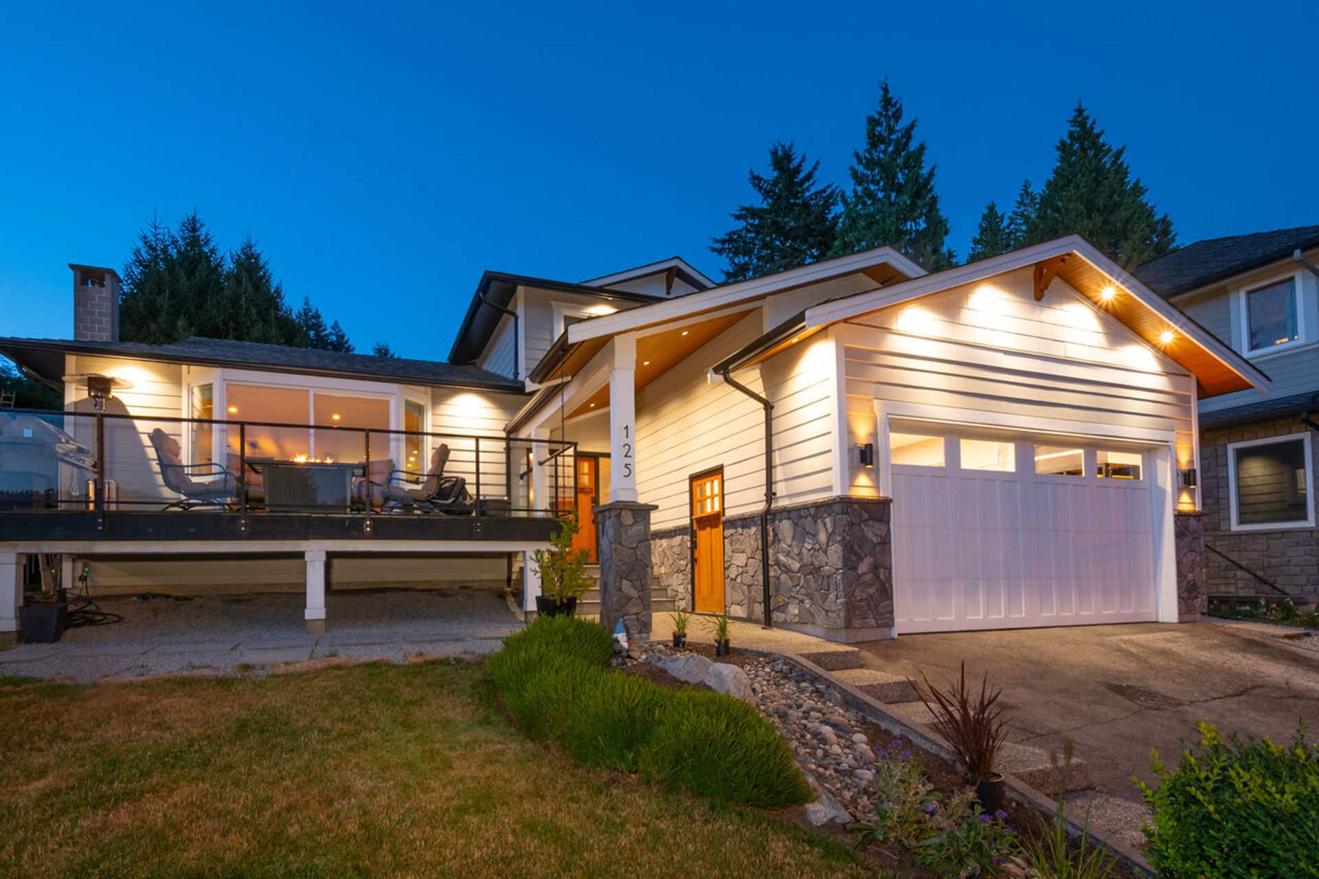 004 at 125 April Road, Barber Street, Port Moody