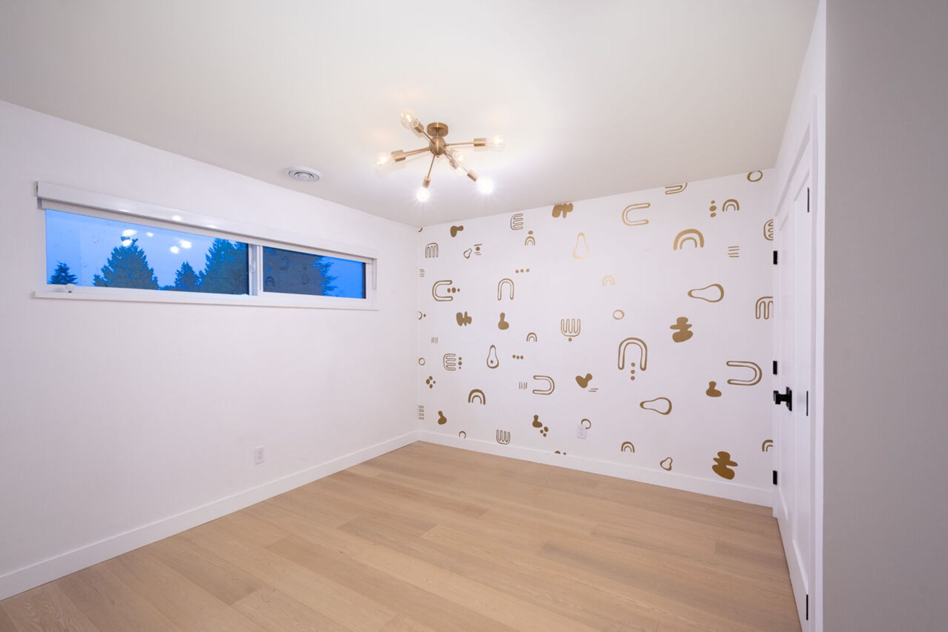 052 at 5 Campion Court, Mountain Meadows, Port Moody