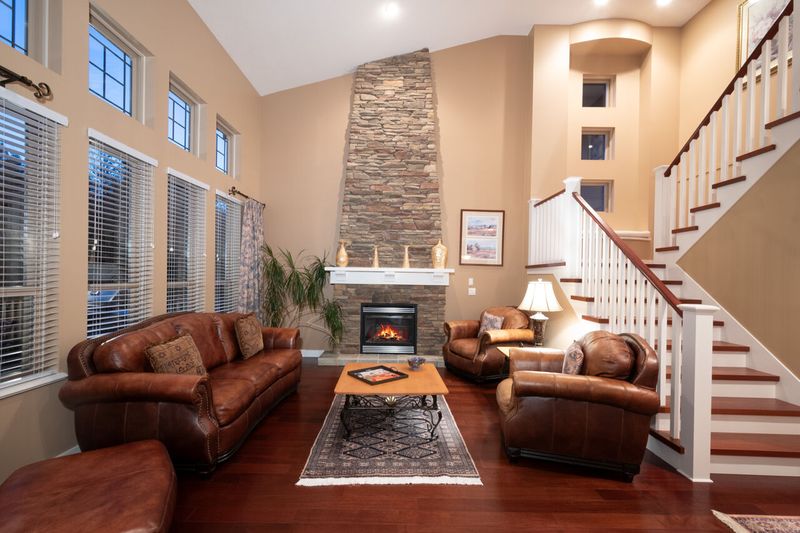 009 at 3 Maple Drive, Heritage Woods PM, Port Moody