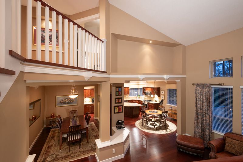 050 at 3 Maple Drive, Heritage Woods PM, Port Moody