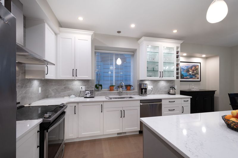 025 at 164 Sycamore Drive, Heritage Woods PM, Port Moody