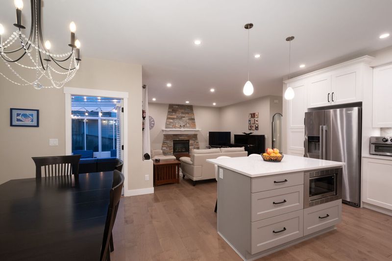 035 at 164 Sycamore Drive, Heritage Woods PM, Port Moody