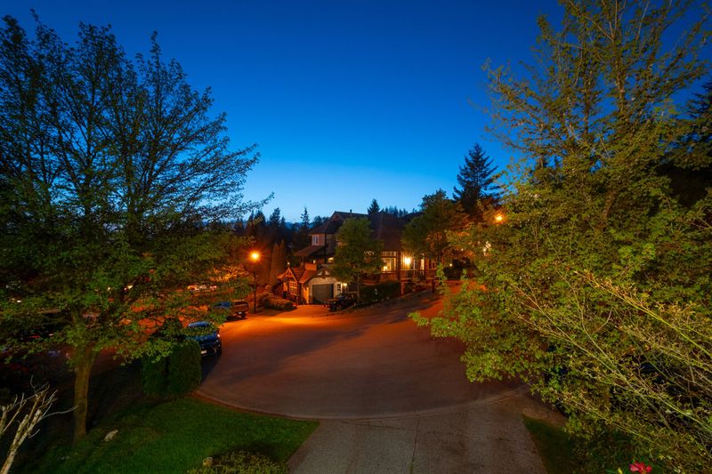 065 at 10 Ashwood Drive, Heritage Woods PM, Port Moody