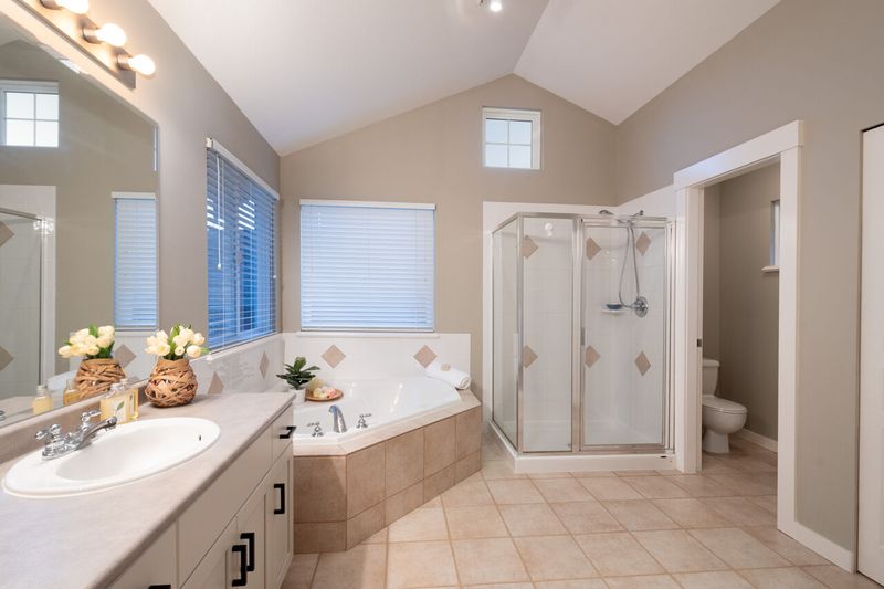 068 at 10 Ashwood Drive, Heritage Woods PM, Port Moody