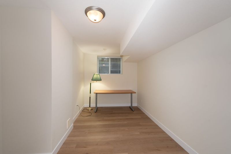 086 at 10 Ashwood Drive, Heritage Woods PM, Port Moody