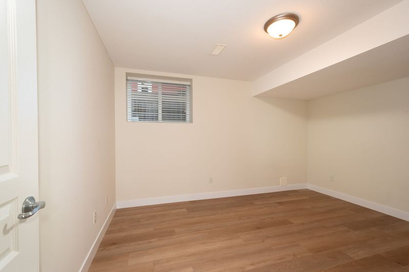 087 at 10 Ashwood Drive, Heritage Woods PM, Port Moody