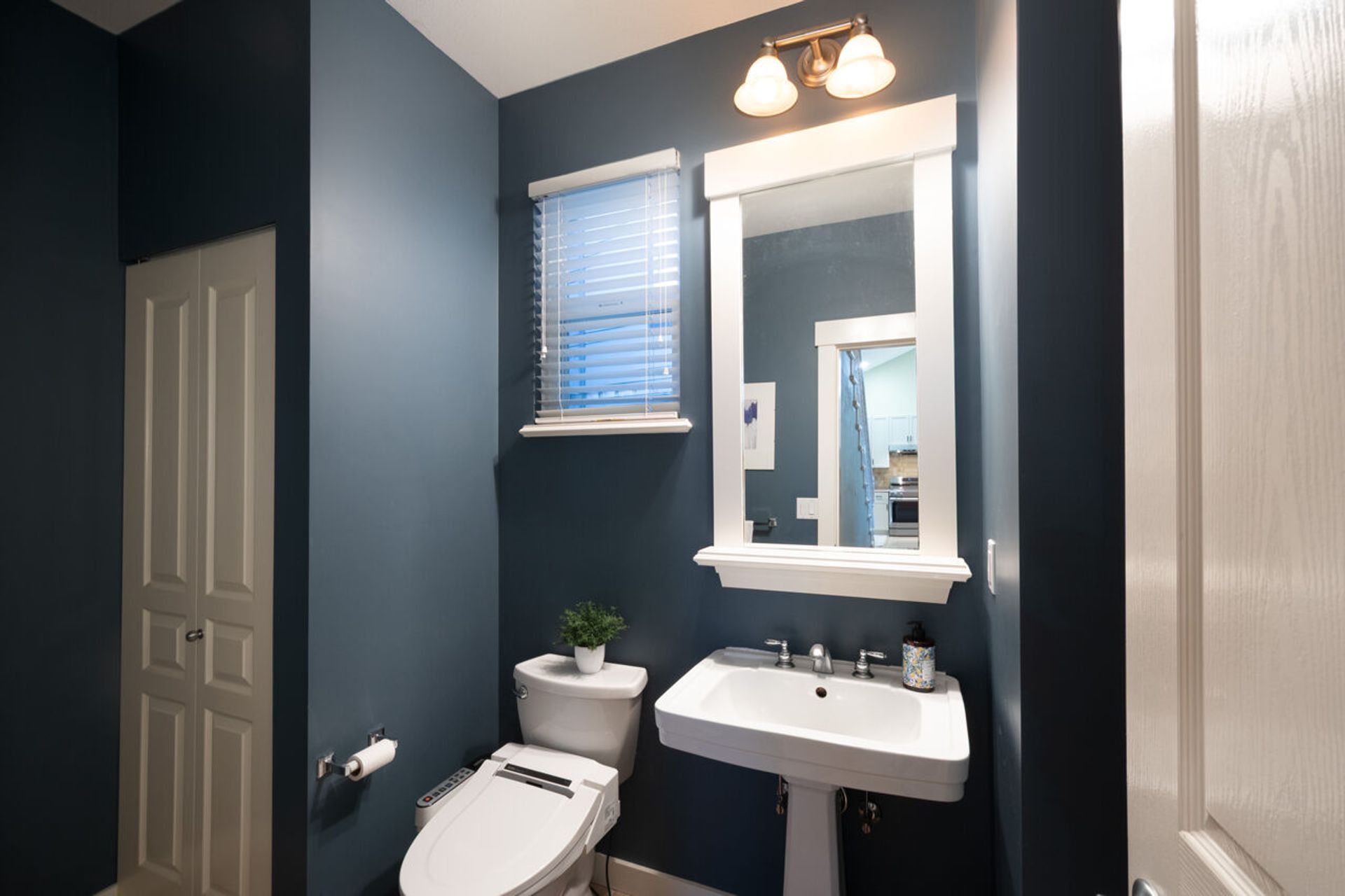 051 at 10 Ashwood Drive, Heritage Woods PM, Port Moody