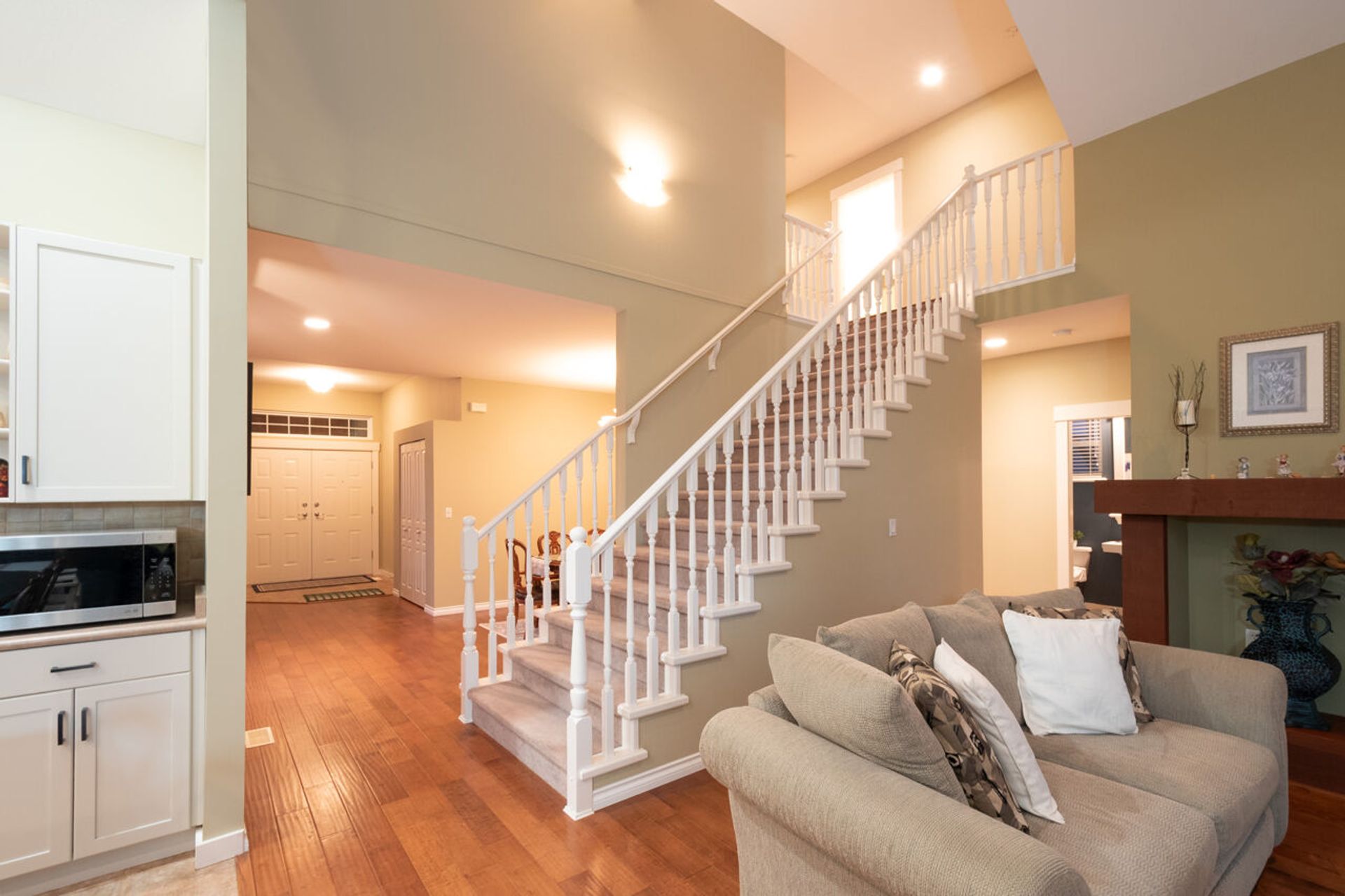 054 at 10 Ashwood Drive, Heritage Woods PM, Port Moody