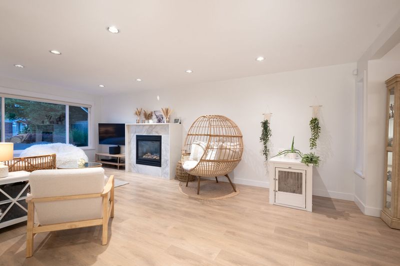 010 at 3216 Savary Avenue, New Horizons, Coquitlam