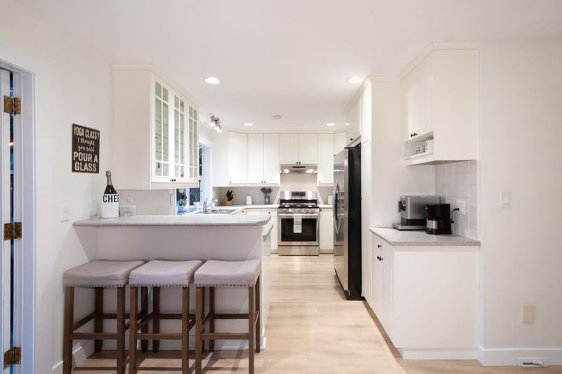 024 at 3216 Savary Avenue, New Horizons, Coquitlam