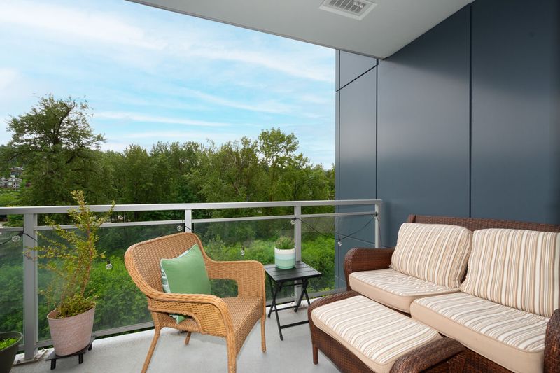 011 at 905 - 308 Morrissey Road, Port Moody Centre, Port Moody