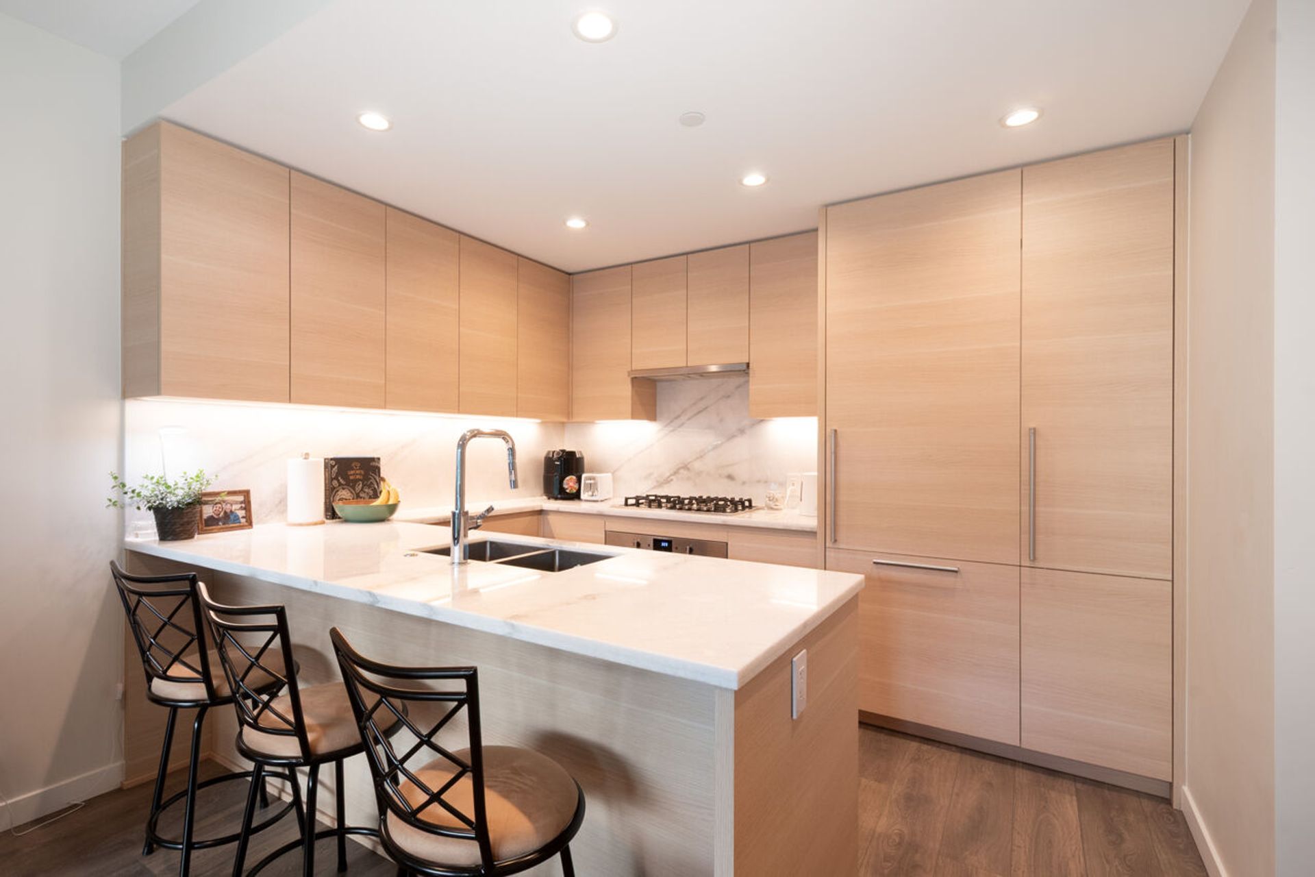 018 at 905 - 308 Morrissey Road, Port Moody Centre, Port Moody
