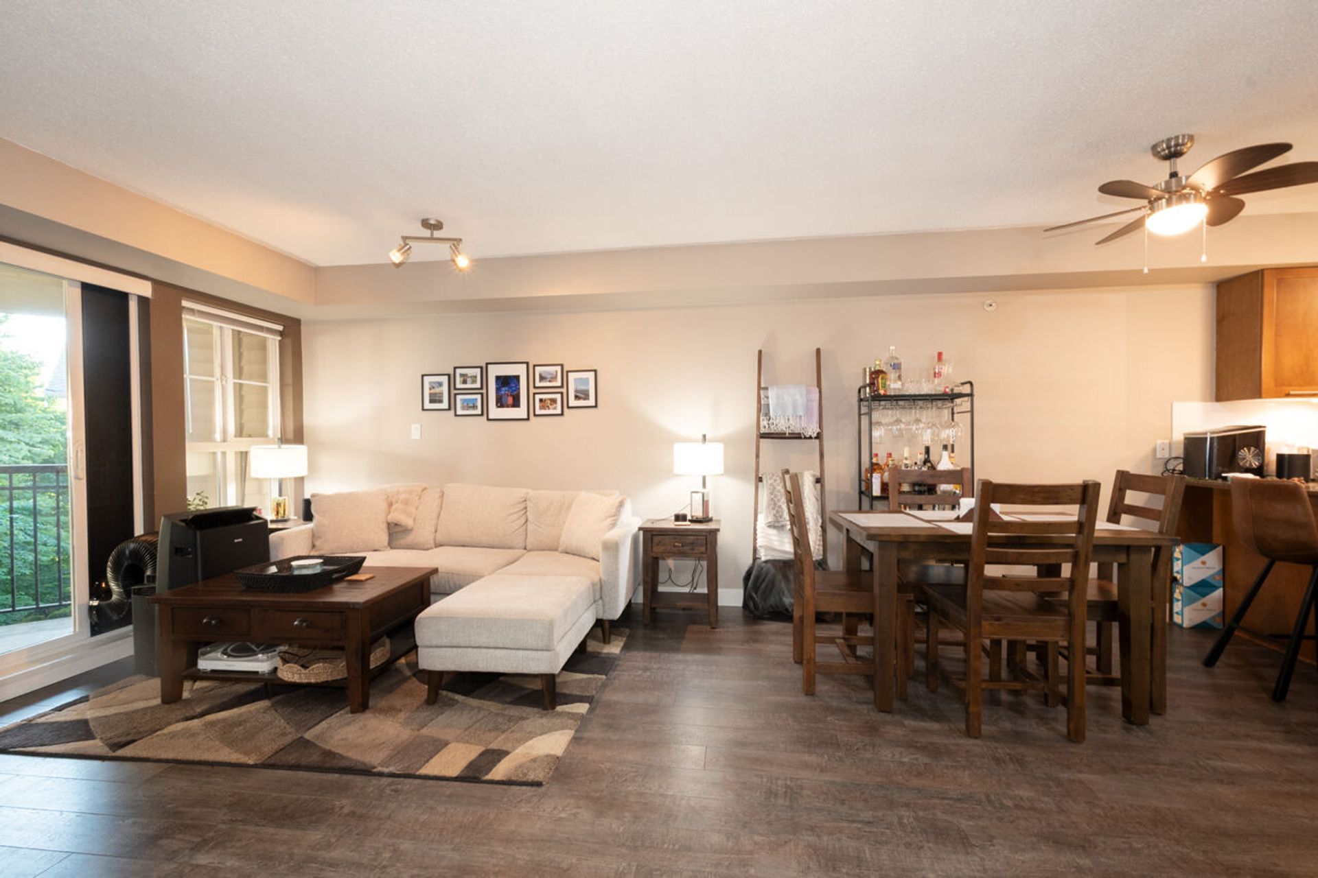 012 at 409 - 19677 Meadow Gardens Way, North Meadows PI, Pitt Meadows