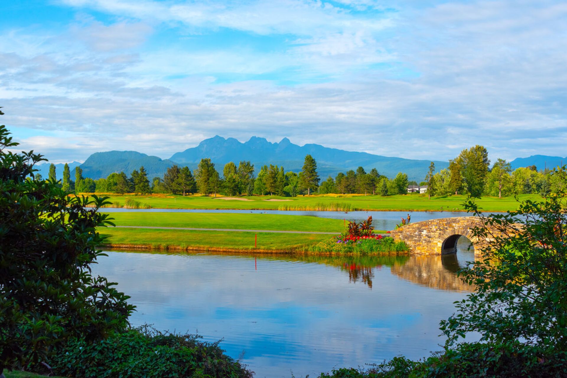 068 at 409 - 19677 Meadow Gardens Way, North Meadows PI, Pitt Meadows