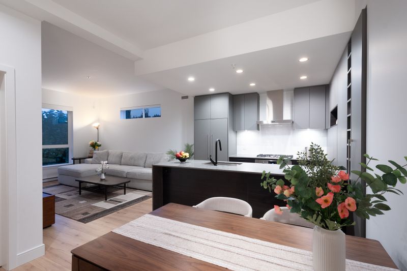 012 at 312 - 55 Klahanie Drive, Port Moody Centre, Port Moody