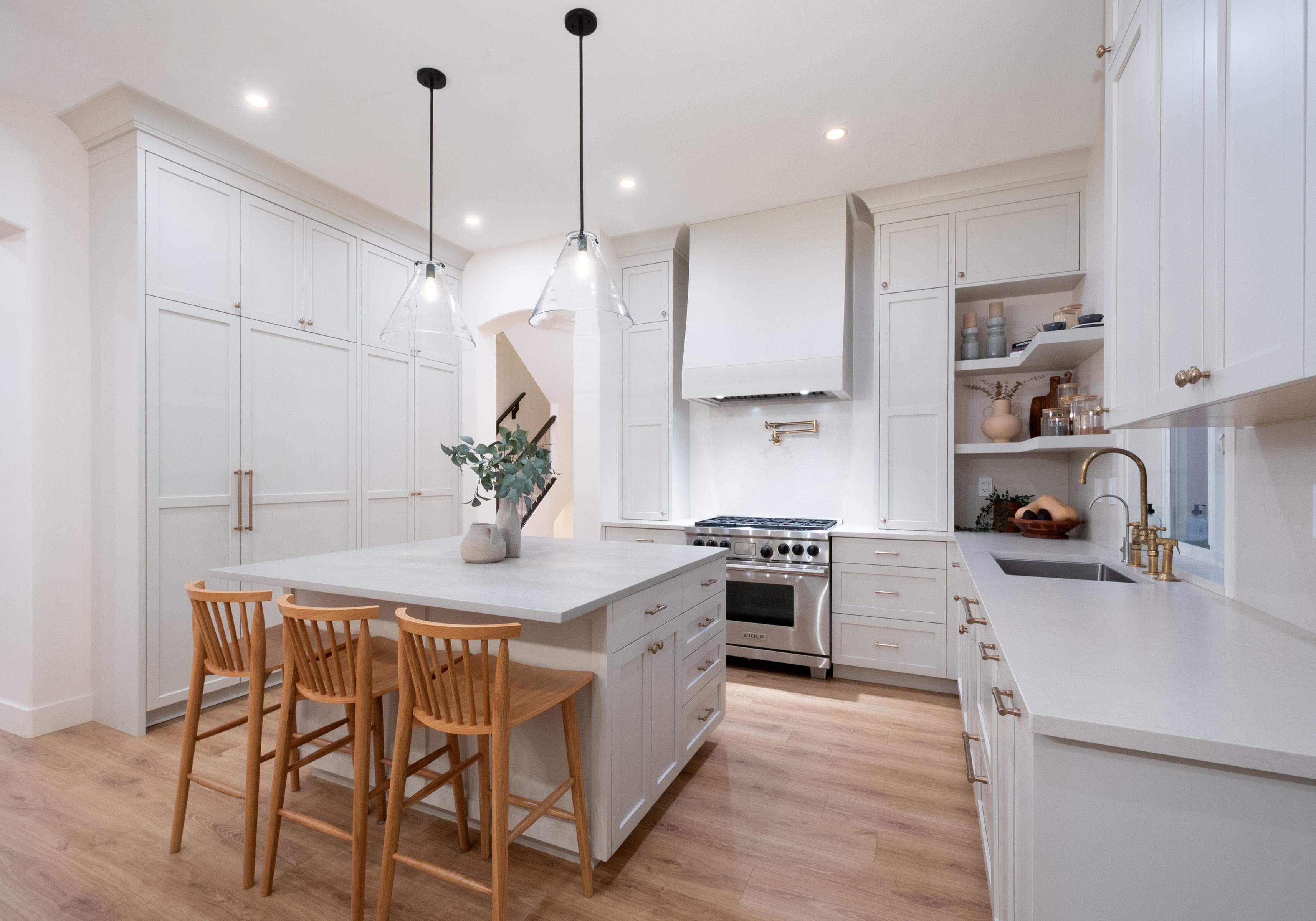 CREATIVELY MARKETING YOUR HOME 