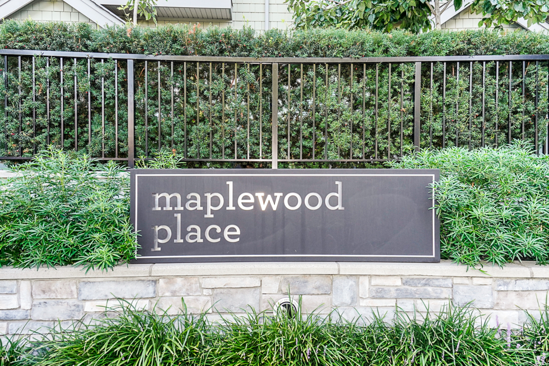 Maplewood Place Townhomes North Vancouver, BC  at 433 Seymour River Place, Seymour NV, North Vancouver Maplewood Place Townhomes North Vancouver, BC  at 433 Seymour River Place, Seymour NV, North Vancouver