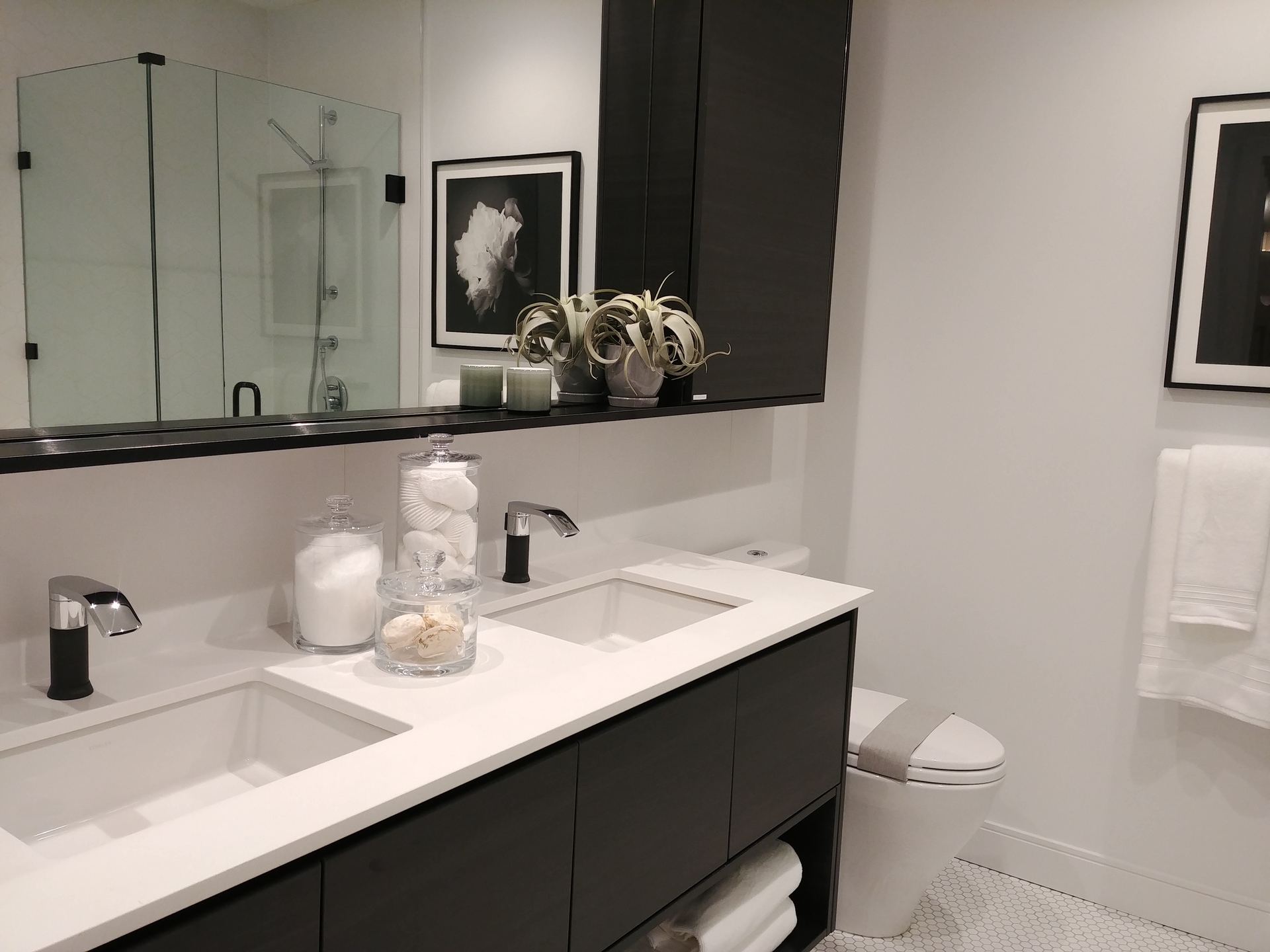 50-electronic-ensuite-double-sinks-dark-colour at 3131 Murray Street, Port Moody Centre, Port Moody 50-electronic-ensuite-double-sinks-dark-colour at 3131 Murray Street, Port Moody Centre, Port Moody