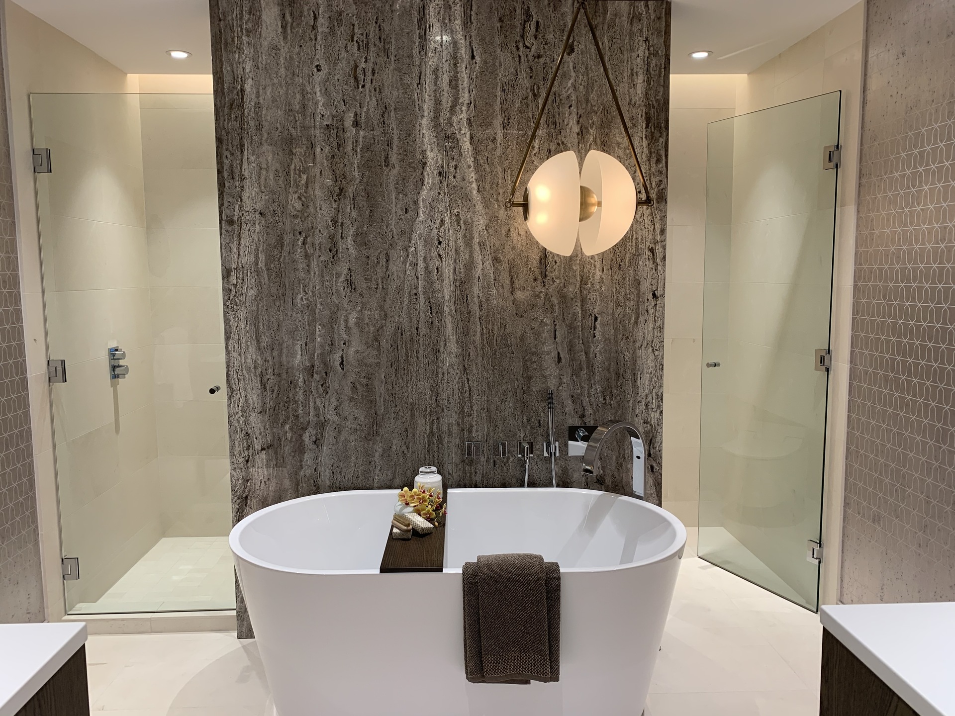 Legacy stone feature wall in en-suite bathroom at 4464 Dunbar Street, Dunbar, Vancouver West Legacy stone feature wall in en-suite bathroom at 4464 Dunbar Street, Dunbar, Vancouver West