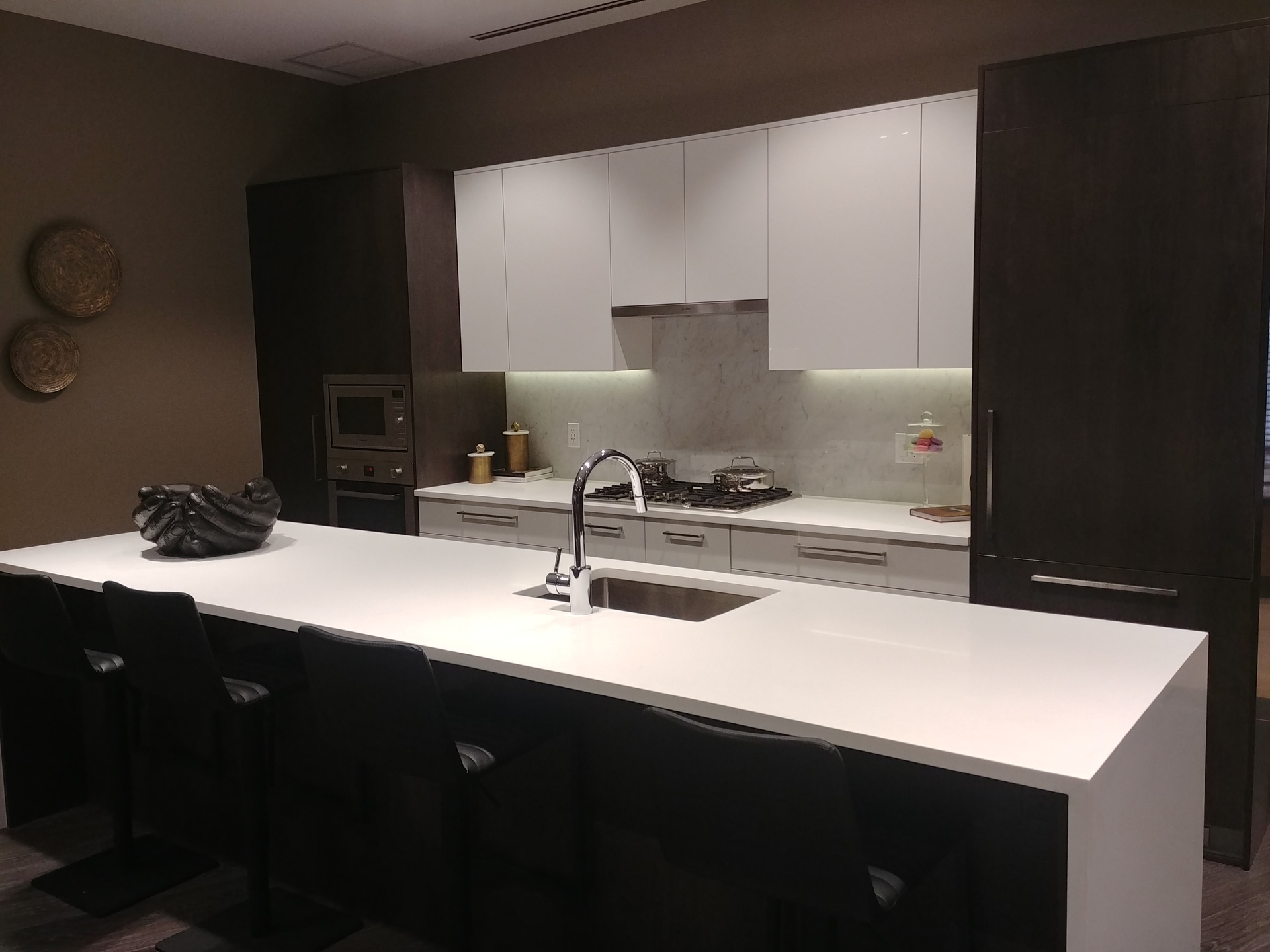 sun-towers-2-kitchen-in-dark-colour-scheme at 6380 Silver Avenue, Metrotown, Burnaby South sun-towers-2-kitchen-in-dark-colour-scheme at 6380 Silver Avenue, Metrotown, Burnaby South