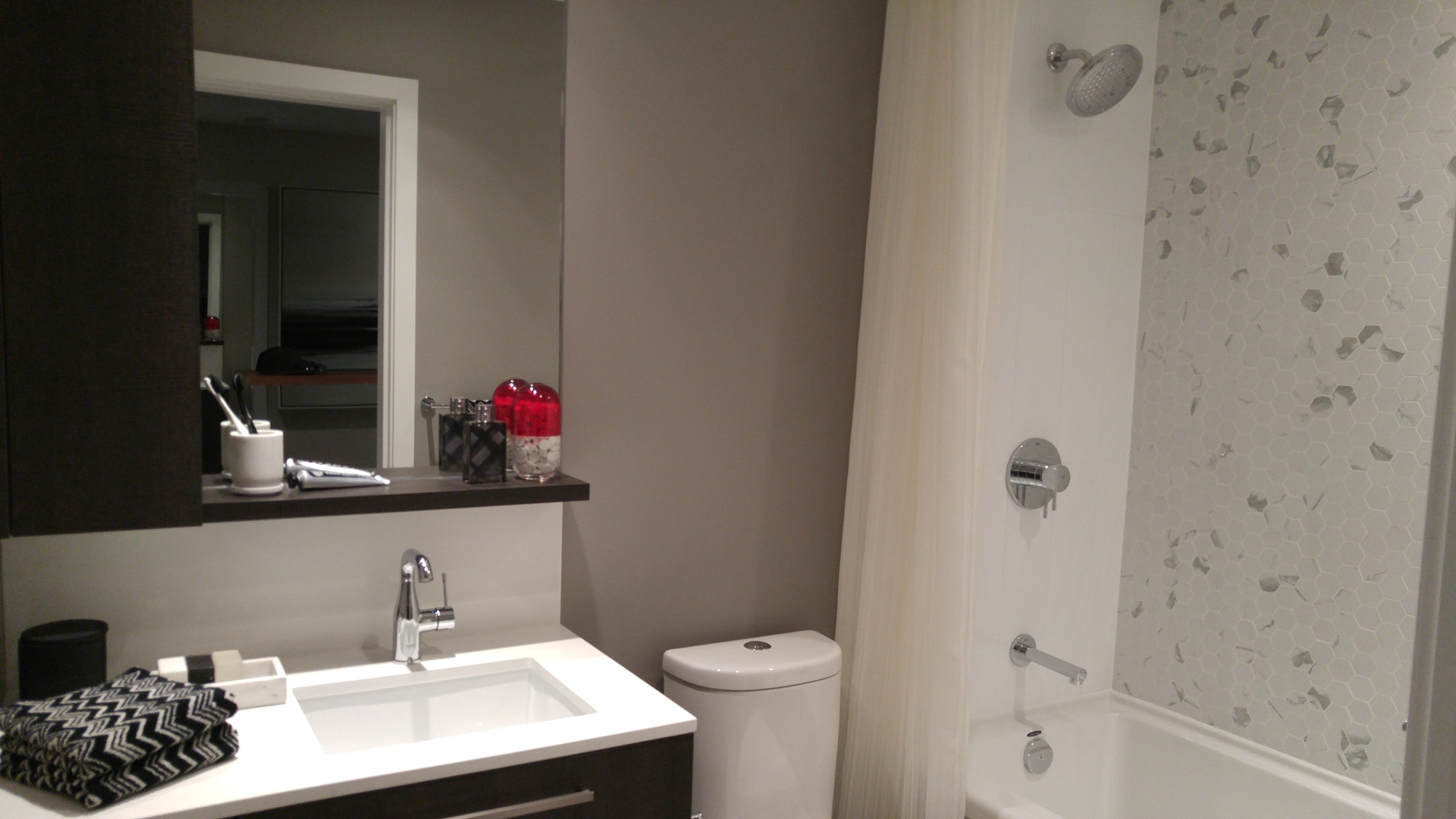 567-clarke-como-b-plan-bathroom-dark at 567 Clarke Road, Coquitlam West, Coquitlam 567-clarke-como-b-plan-bathroom-dark at 567 Clarke Road, Coquitlam West, Coquitlam