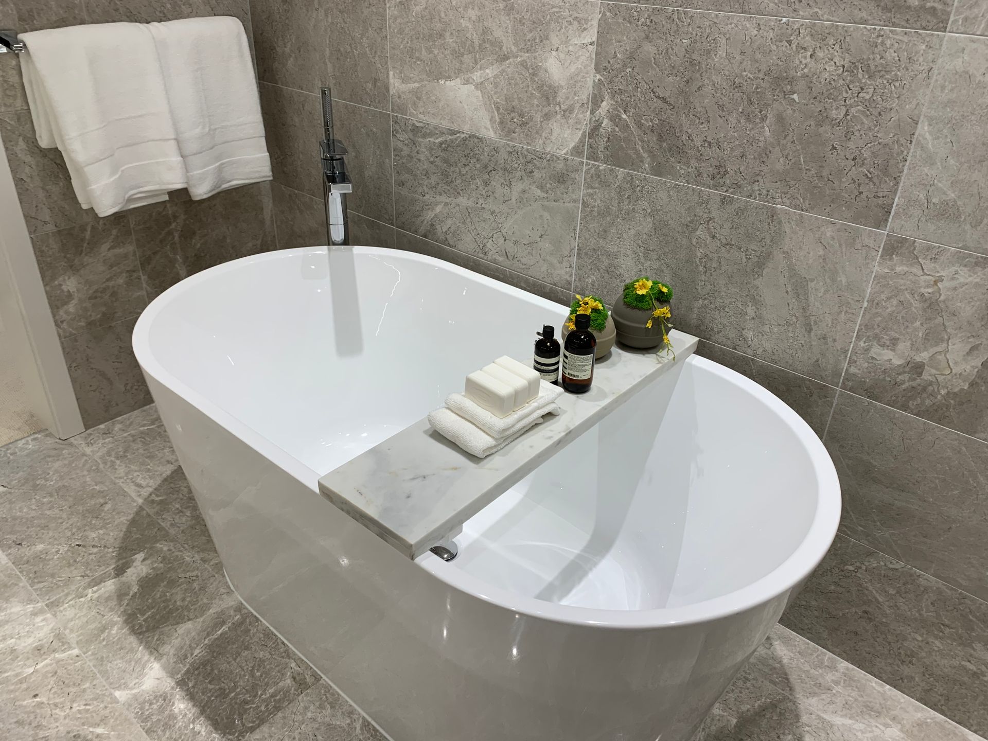Ensuite separate tub at 5740 Cambie Street, Cambie, Vancouver West Ensuite separate tub at 5740 Cambie Street, Cambie, Vancouver West