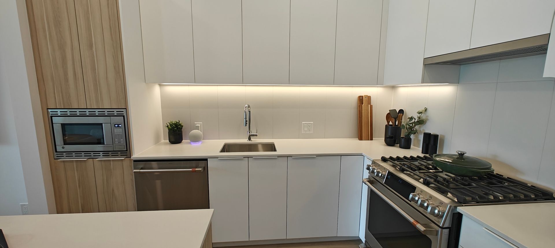 kitchen-c7-l1 at 2406 Garden Drive, Grandview Woodland, Vancouver East kitchen-c7-l1 at 2406 Garden Drive, Grandview Woodland, Vancouver East