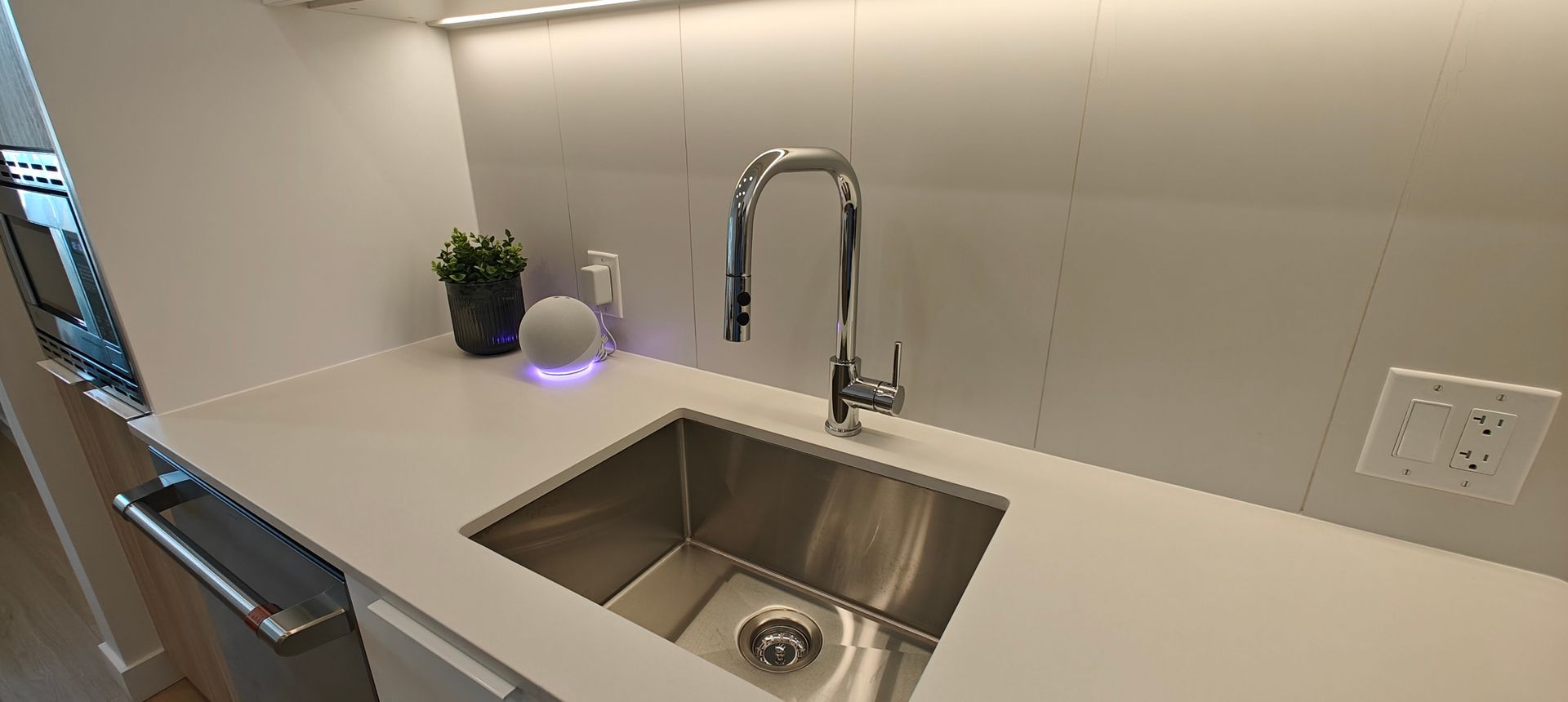 sink-c7-l1 at 2406 Garden Drive, Grandview Woodland, Vancouver East sink-c7-l1 at 2406 Garden Drive, Grandview Woodland, Vancouver East