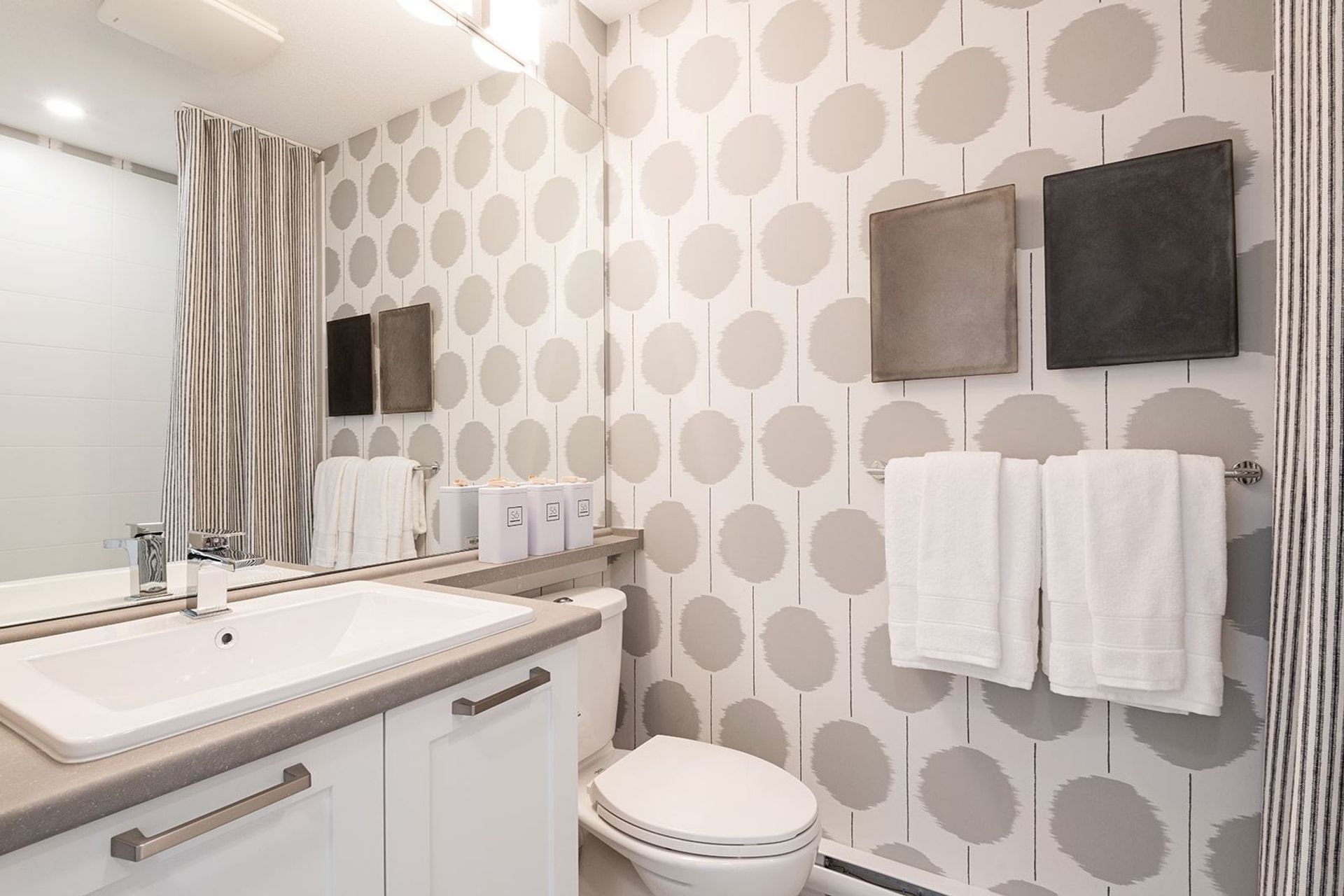 archer-geen-bathroom at 8335 W Nelson Street, Mission archer-geen-bathroom at 8335 W Nelson Street, Mission